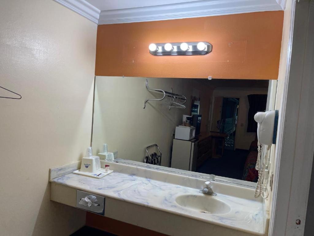 Aerospace Inn Mojave Dış mekan fotoğraf